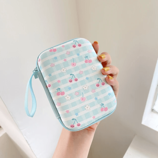 Чохол-органайзер для зарядних пристроїв та дротів, вишеньки